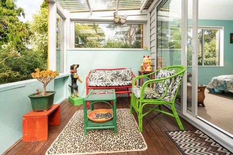 Photo of property in 10 Futuna Close, Karori, Wellington, 6012