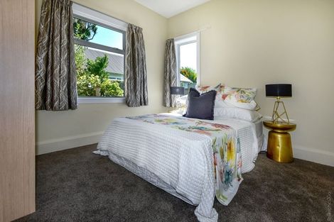 Photo of property in 43 Waimea Terrace, Beckenham, Christchurch, 8023