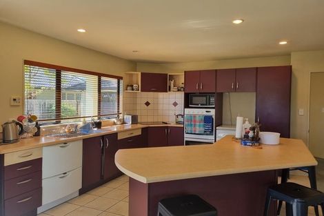 Photo of property in 36d Shelter Grove, Frankleigh Park, New Plymouth, 4310