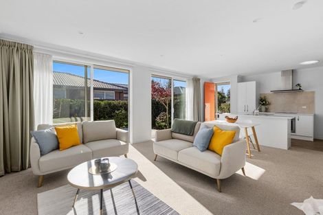 Photo of property in 28a Elizabeth Street, Orewa, 0931