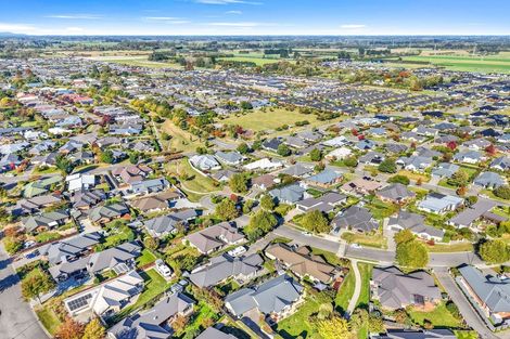 Photo of property in 12 Hawthorn Mews, Rangiora, 7400