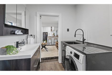 Photo of property in 50a Coopers Road, Dallington, Christchurch, 8061