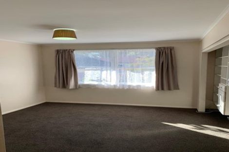 Photo of property in 2/14 South Street, Papakura, 2110
