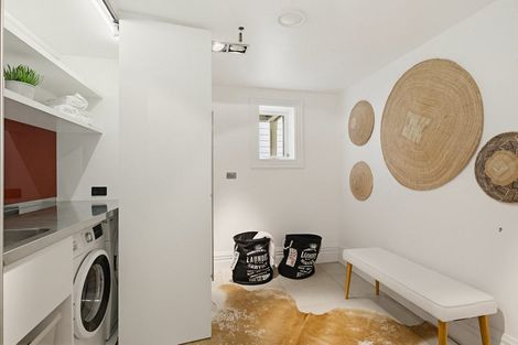 Photo of property in 117 Pirie Street, Mount Victoria, Wellington, 6011