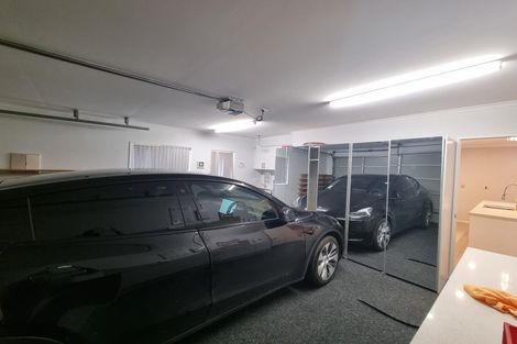 Photo of property in 4 Bruckless Drive, Flat Bush, Auckland, 2019