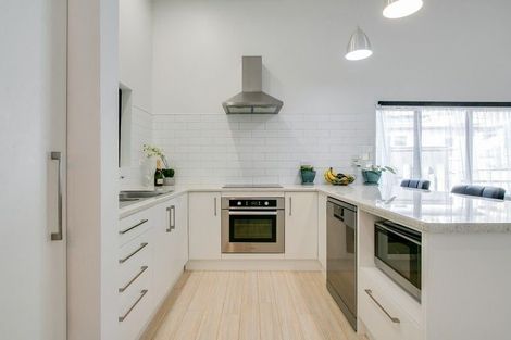 Photo of property in 101 Shakespeare Road, Bluff Hill, Napier, 4110