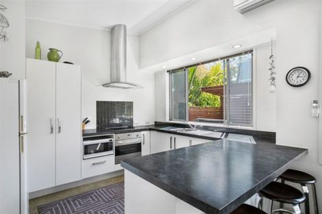 Photo of property in 80 Seaforth Road, Waihi Beach, 3611