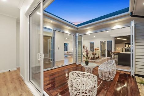 Photo of property in 36 Celestial Crescent, Orewa, 0931