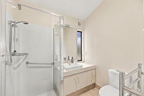 Photo of property in 11 Bankview Place, Amberley, 7410