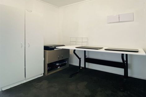 Photo of property in 3a Domain Road, Weymouth, Auckland, 2103