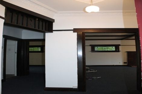 Photo of property in 100 Nairn Street, Mount Cook, Wellington, 6011