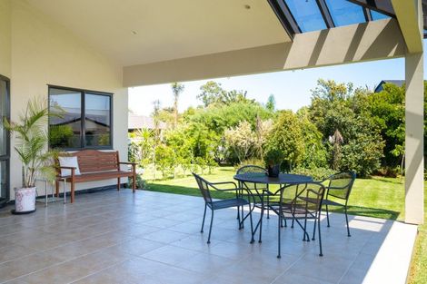 Photo of property in Arataki Way, 1/19 Arataki Road, Havelock North, 4130