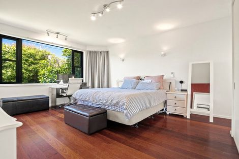 Photo of property in 28 Cliffs Road, Saint Clair, Dunedin, 9012