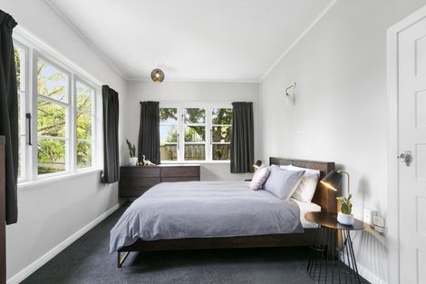 Photo of property in 10 Purser Grove, Fairfield, Lower Hutt, 5011