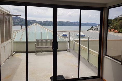 Photo of property in 2/9 Wilkinson Street, Oriental Bay, Wellington, 6011