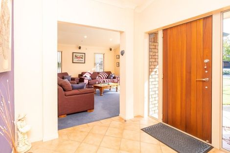 Photo of property in 25 Limousin Place, Grandview Heights, Hamilton, 3200