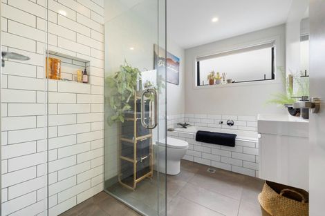 Photo of property in 15 Lauder Street, Lake Hayes, Queenstown, 9304