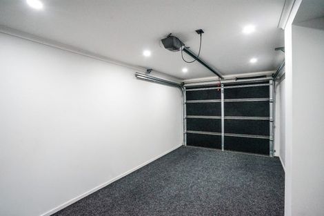 Photo of property in 425d Great South Road, Opaheke, Papakura, 2113