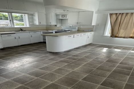 Photo of property in 71 Gray Avenue, Mangere East, Auckland, 2024