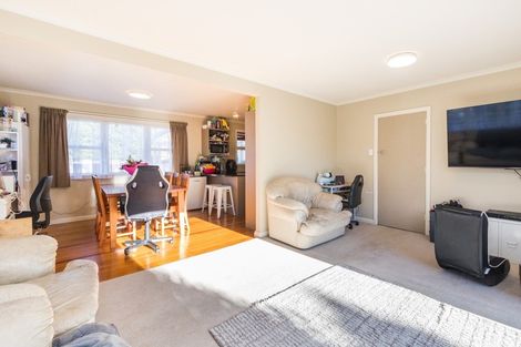 Photo of property in 4 Woodstock Place, Hokowhitu, Palmerston North, 4410