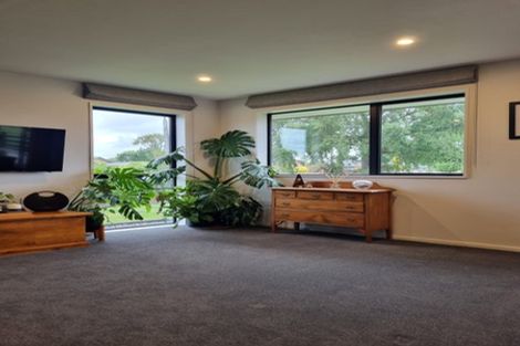 Photo of property in 33 Seadown Crescent, Amberley, 7410