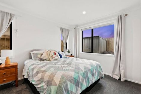 Photo of property in 28 Foley Grove, Pyes Pa, Tauranga, 3110