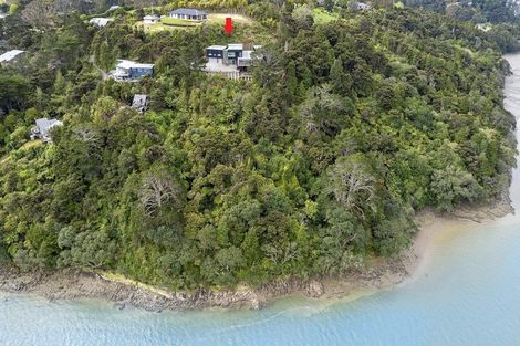 Photo of property in 19 Buckleys Track, Paremoremo, Auckland, 0632