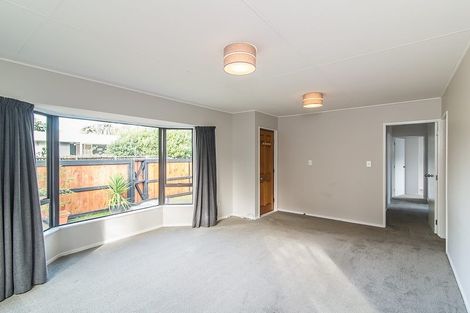 Photo of property in 6 Jane Street, Waikanae Beach, Waikanae, 5036
