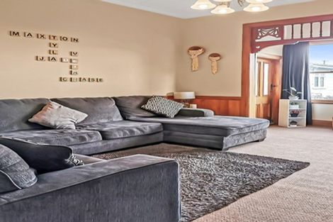 Photo of property in 37 Grey Street, Marton, 4710