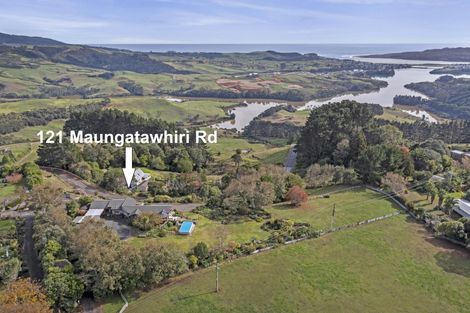 Photo of property in 121 Maungatawhiri Road, Raglan, 3295