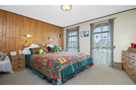 Photo of property in 4 Heron Place, Waiuku, 2123