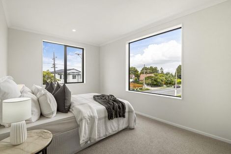 Photo of property in 32 Swanson Road, Henderson, Auckland, 0610