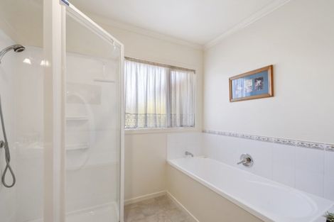 Photo of property in 17 Scott Drive, Nukuhau, Taupo, 3330