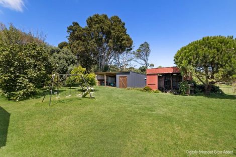 Photo of property in 3205 South Head Road, South Head, Helensville, 0874