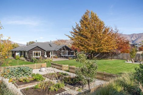 Photo of property in 21 Terranova Place, Wanaka, 9305