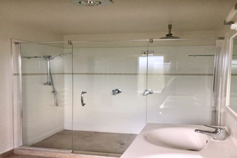 Photo of property in 11 Kingsbridge Drive, Burwood, Christchurch, 8083