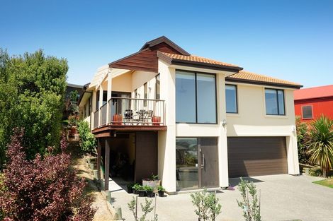 Photo of property in 7 Muriwai Drive, Diamond Harbour, Lyttelton, 8971