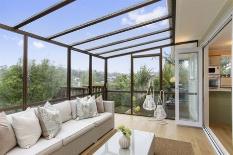 Photo of property in 8 Intrepid Place, Torbay, Auckland, 0630