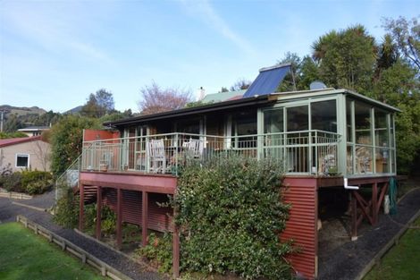 Photo of property in 4 Kotlowski Road, Takamatua, Akaroa, 7581
