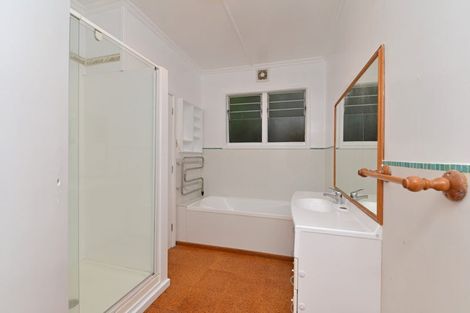 Photo of property in 36 Chester Road, Tawa, Wellington, 5028