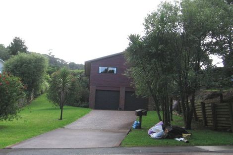 Photo of property in 143 Woodlands Park Road, Titirangi, Auckland, 0604