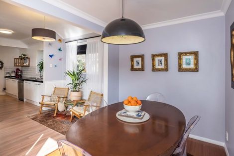 Photo of property in 17 Warwick Street, Wilton, Wellington, 6012