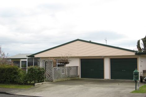 Photo of property in 5 Carl Avenue, Havelock North, 4130