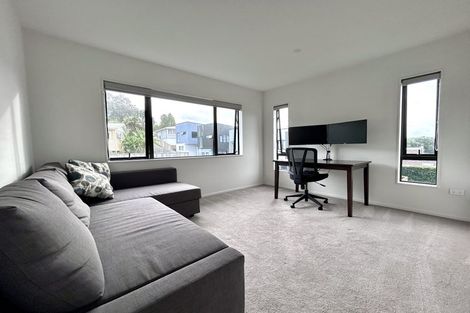 Photo of property in 5/3c Long Bay Drive, Torbay, Auckland, 0630