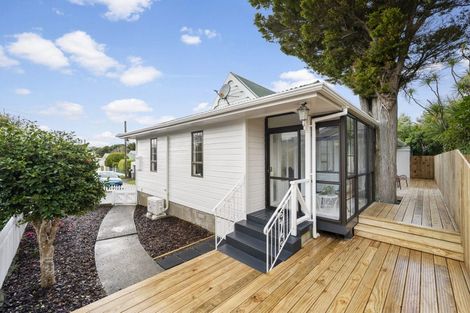 Photo of property in 15 Cargill Street, Karori, Wellington, 6012