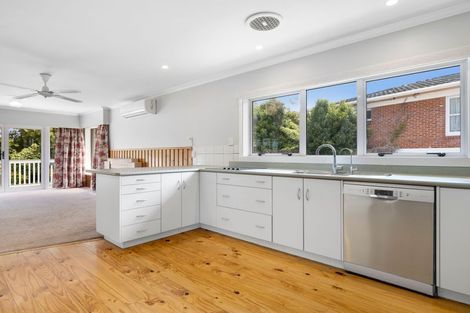 Photo of property in 95 Kitchener Road, Waiuku, 2123