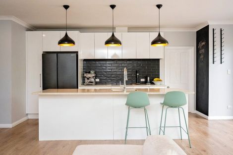 Photo of property in 10 Hall Street, Napier South, Napier, 4110