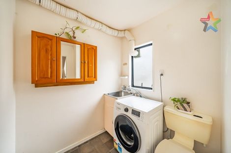 Photo of property in 2/74 Waiwhetu Road, Waiwhetu, Lower Hutt, 5010