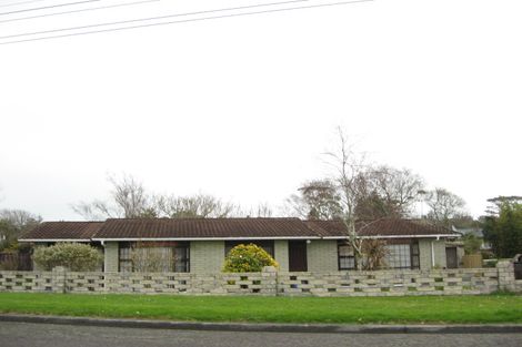 Photo of property in 44 Cumming Street, Okato, 4335