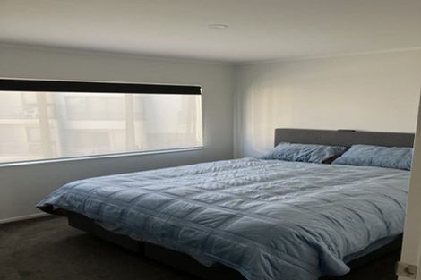 Photo of property in The Haven, 15/120 Beach Haven Road, Beach Haven, Auckland, 0626